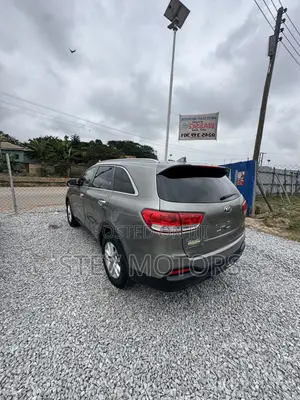 Kia Sorento 4dr SUV 2016 Beige