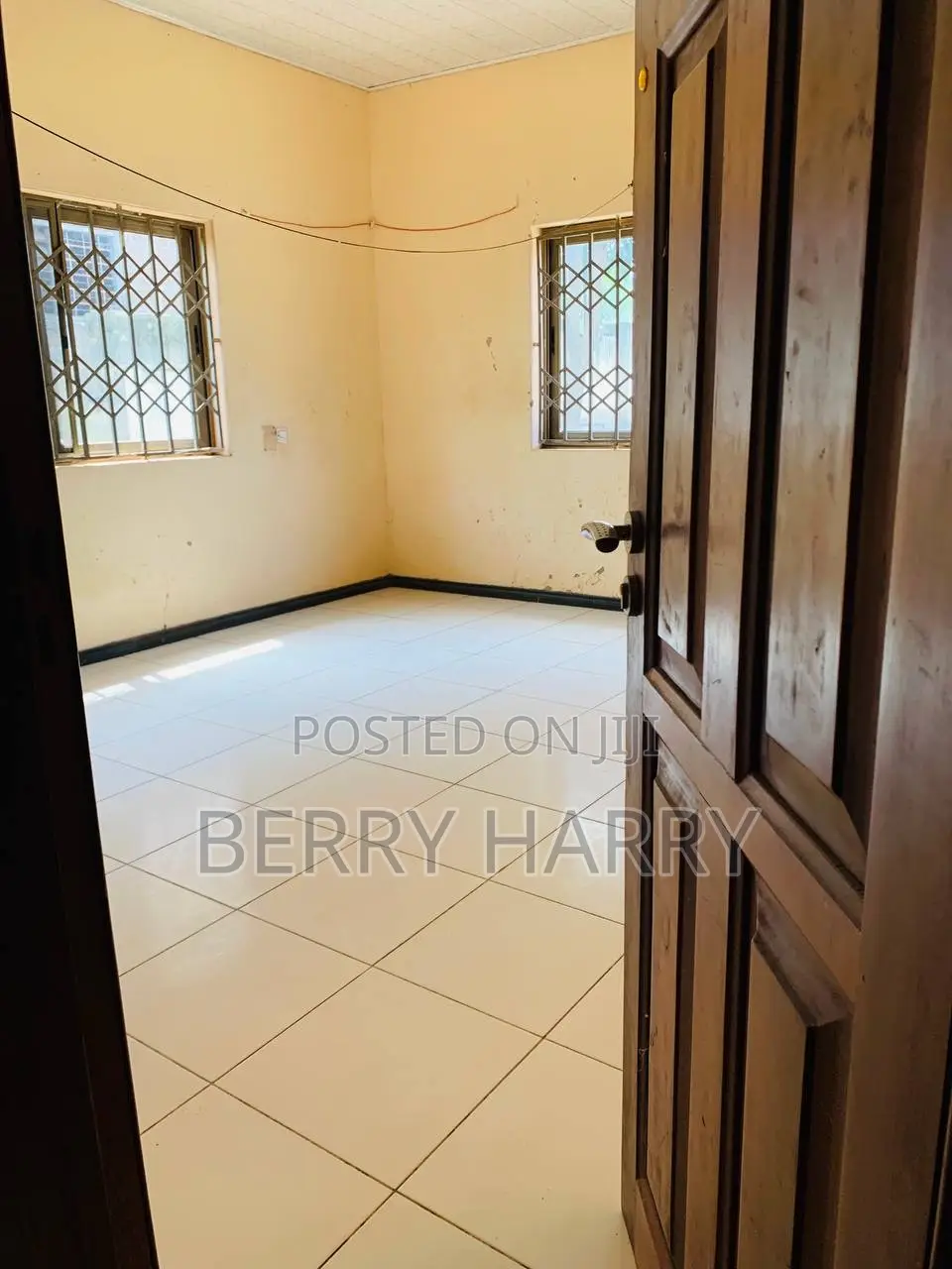 5bdrm House in Pentecost for sale