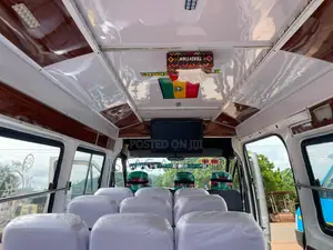 Mercedes-Benz Sprinter 2012