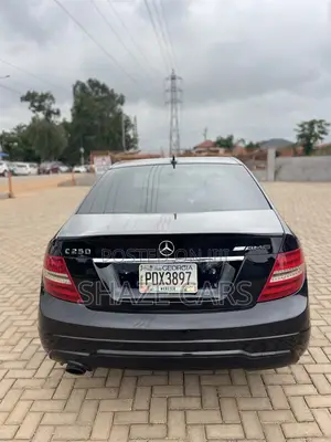 Mercedes-Benz C250 2012 Black