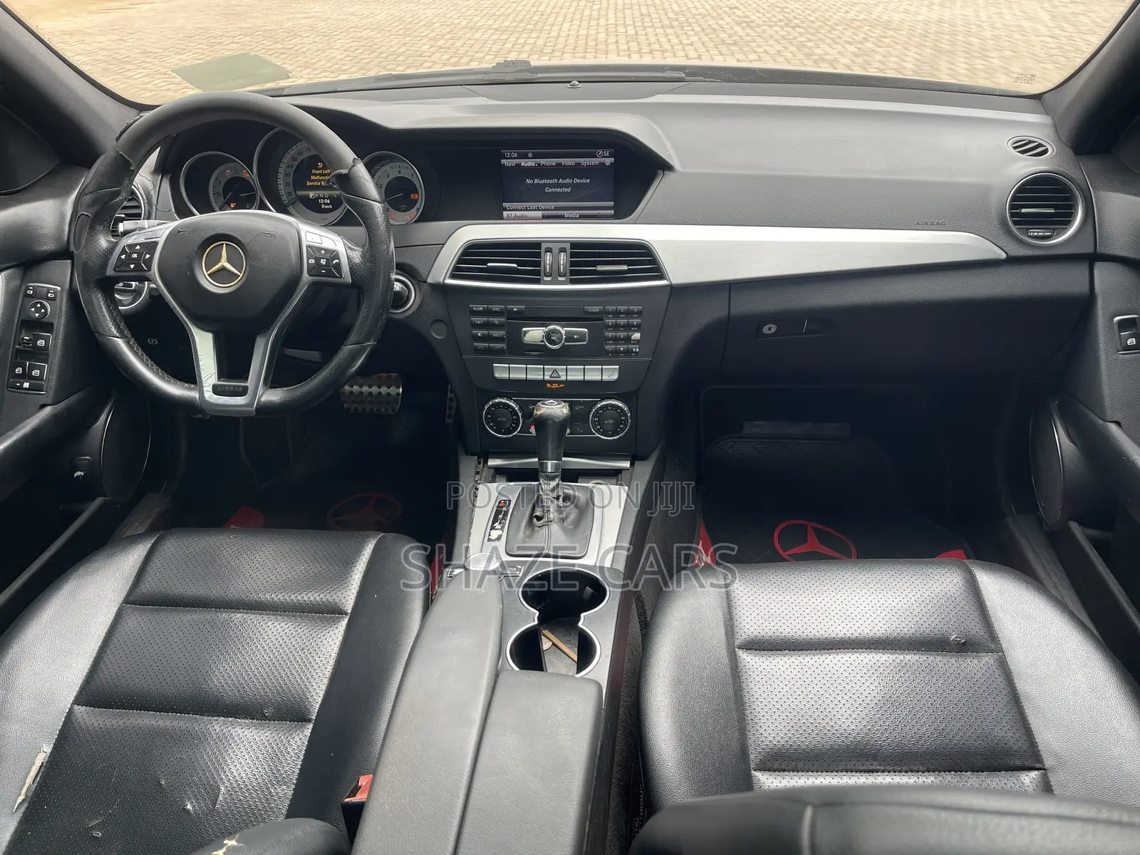 Mercedes-Benz C250 2012 Black