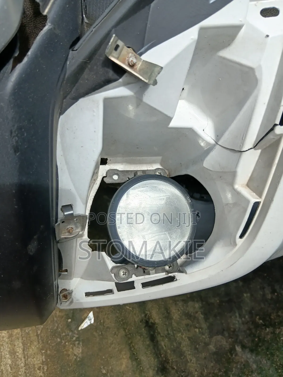 2016 to 19 Mitsubishi Outlander Single Fog Light Bulb