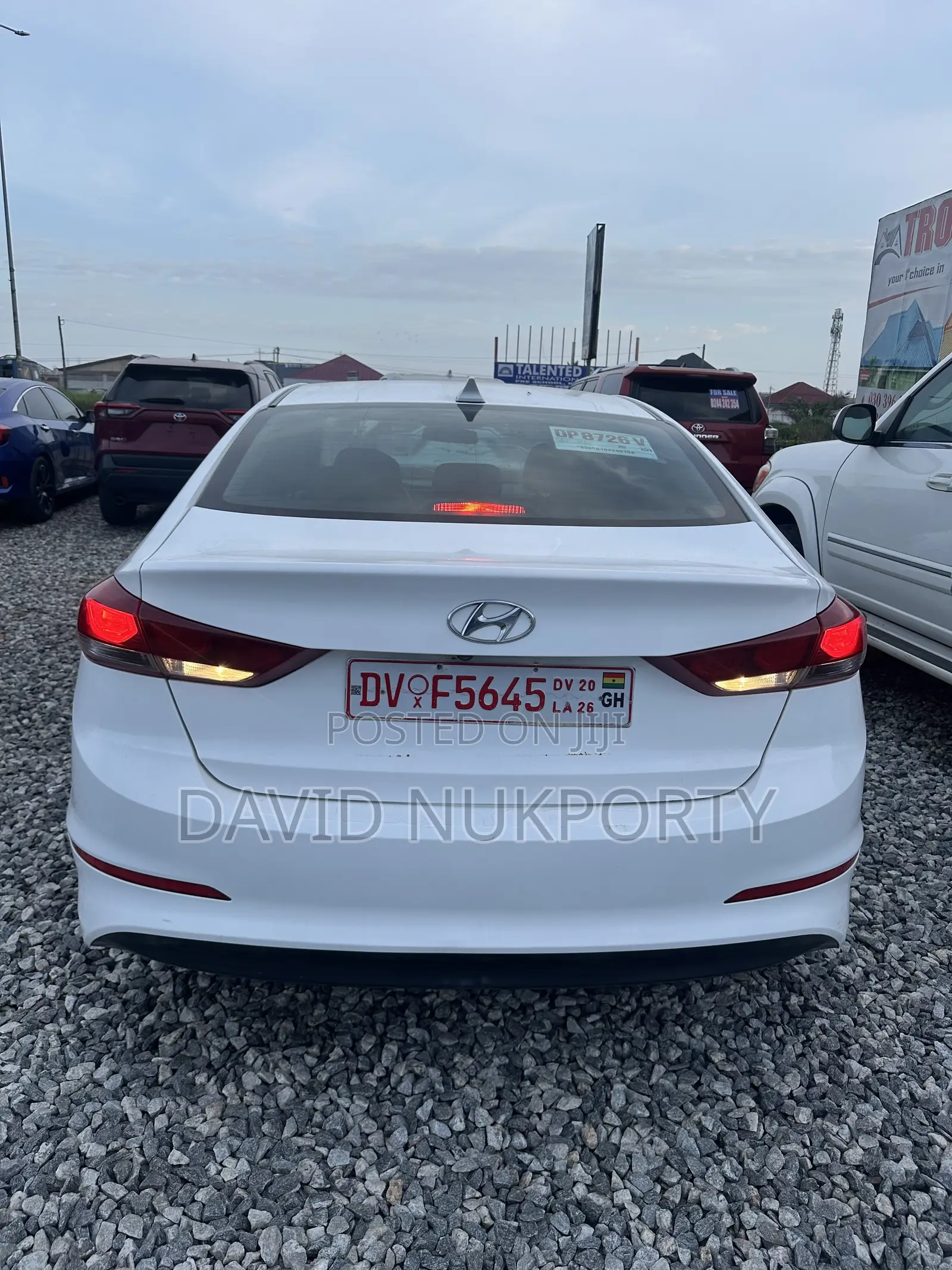 Hyundai Elantra 2018 White