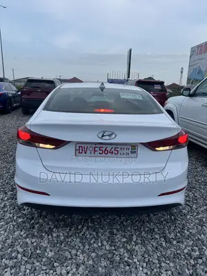 Hyundai Elantra 2018 White