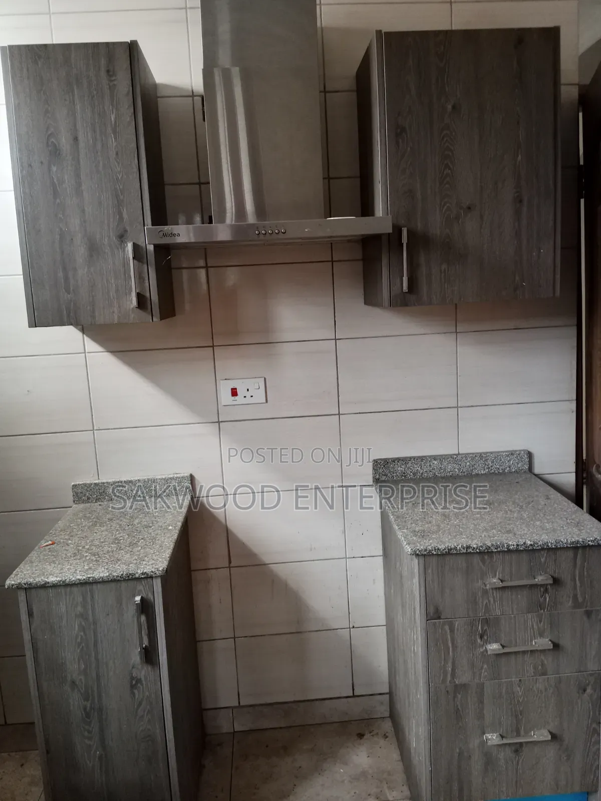 3bdrm Apartment in Sakwood Estate, Market for rent