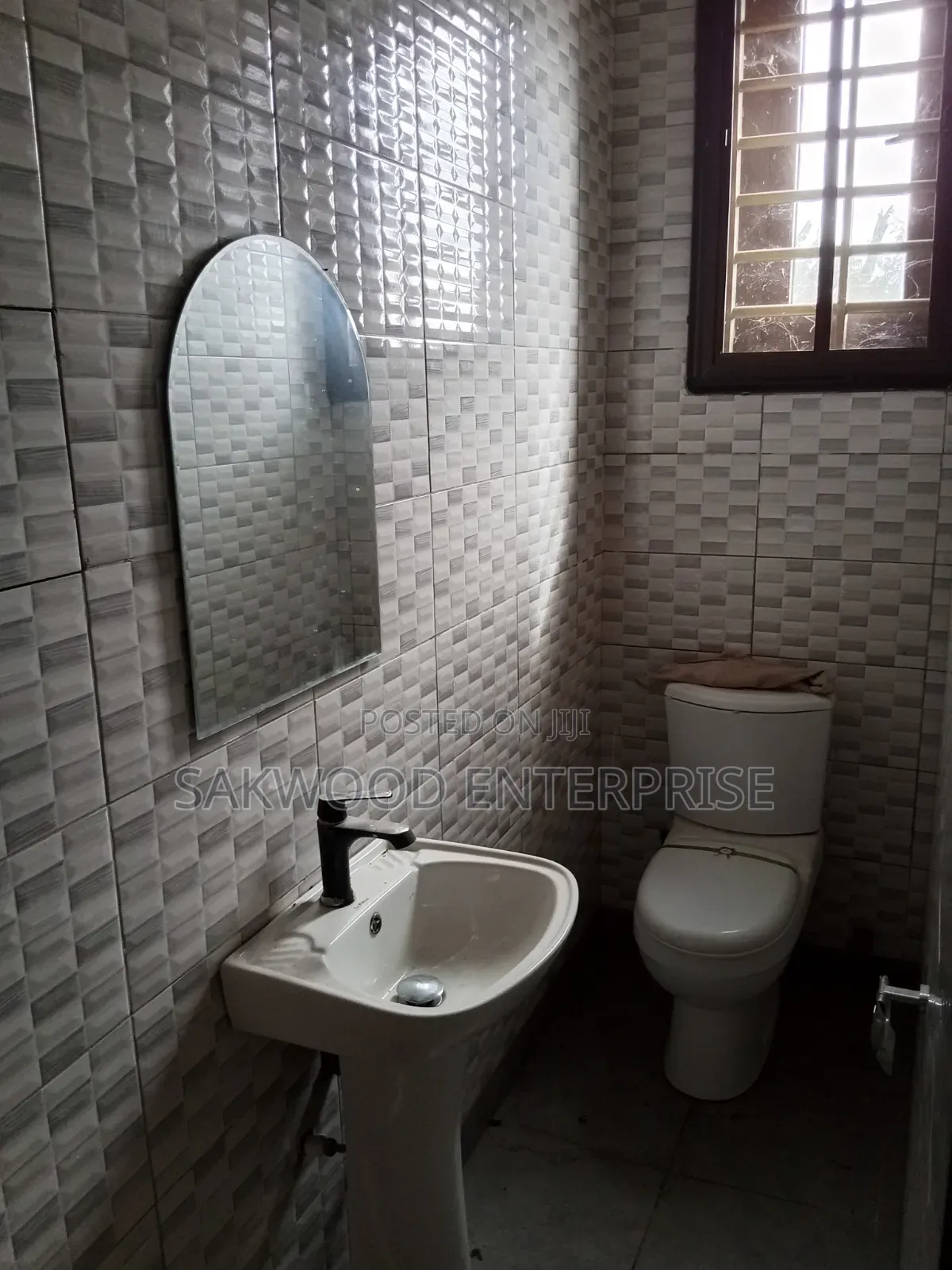 3bdrm Apartment in Sakwood Estate, Market for rent