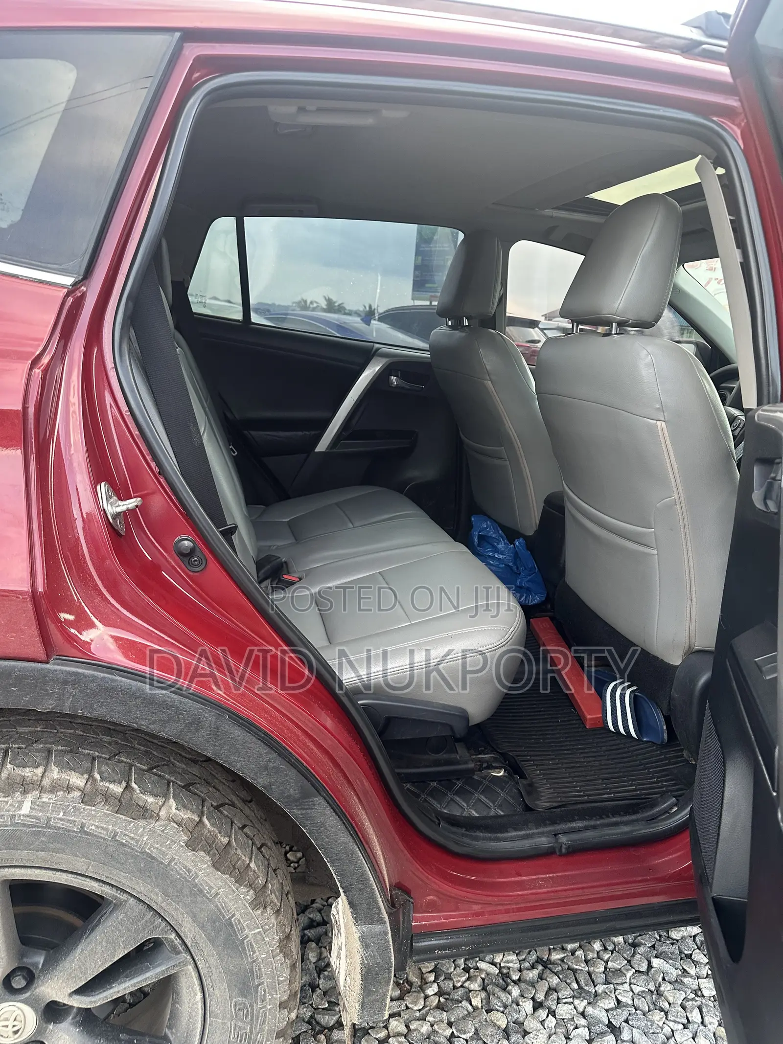 Toyota RAV4 2018 Red