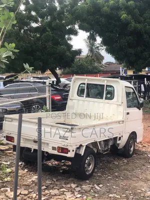 Daihatsu Hijet 2010 White