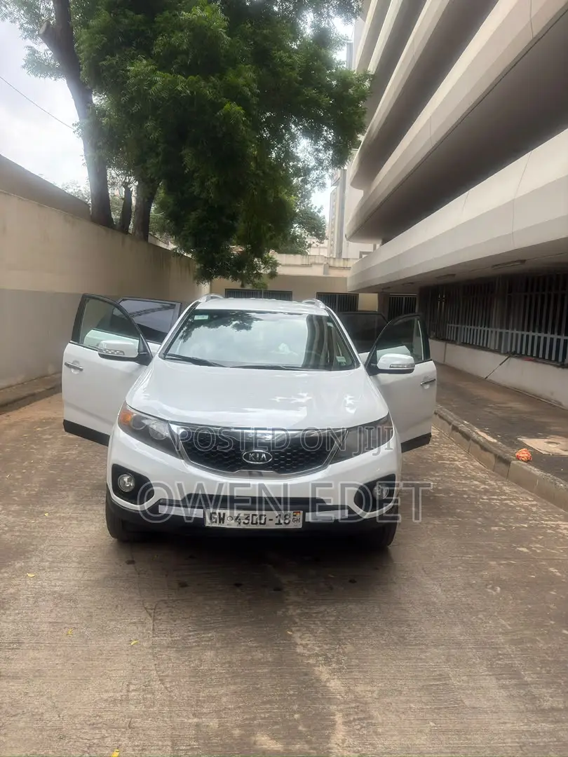 Kia Sorento 2013 White