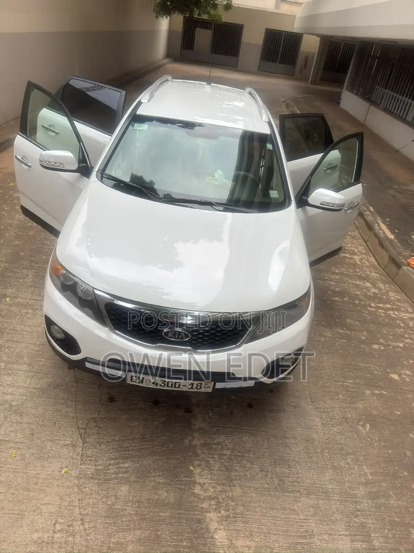 Kia Sorento 2013 White