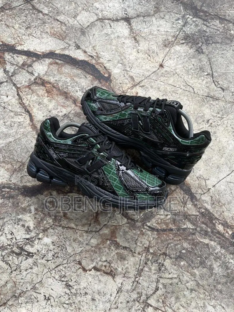 Original New Balance 1906R Green/Black