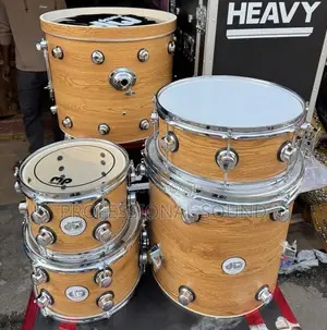 DW Design Series 5-Piece Acoustic Drum Set