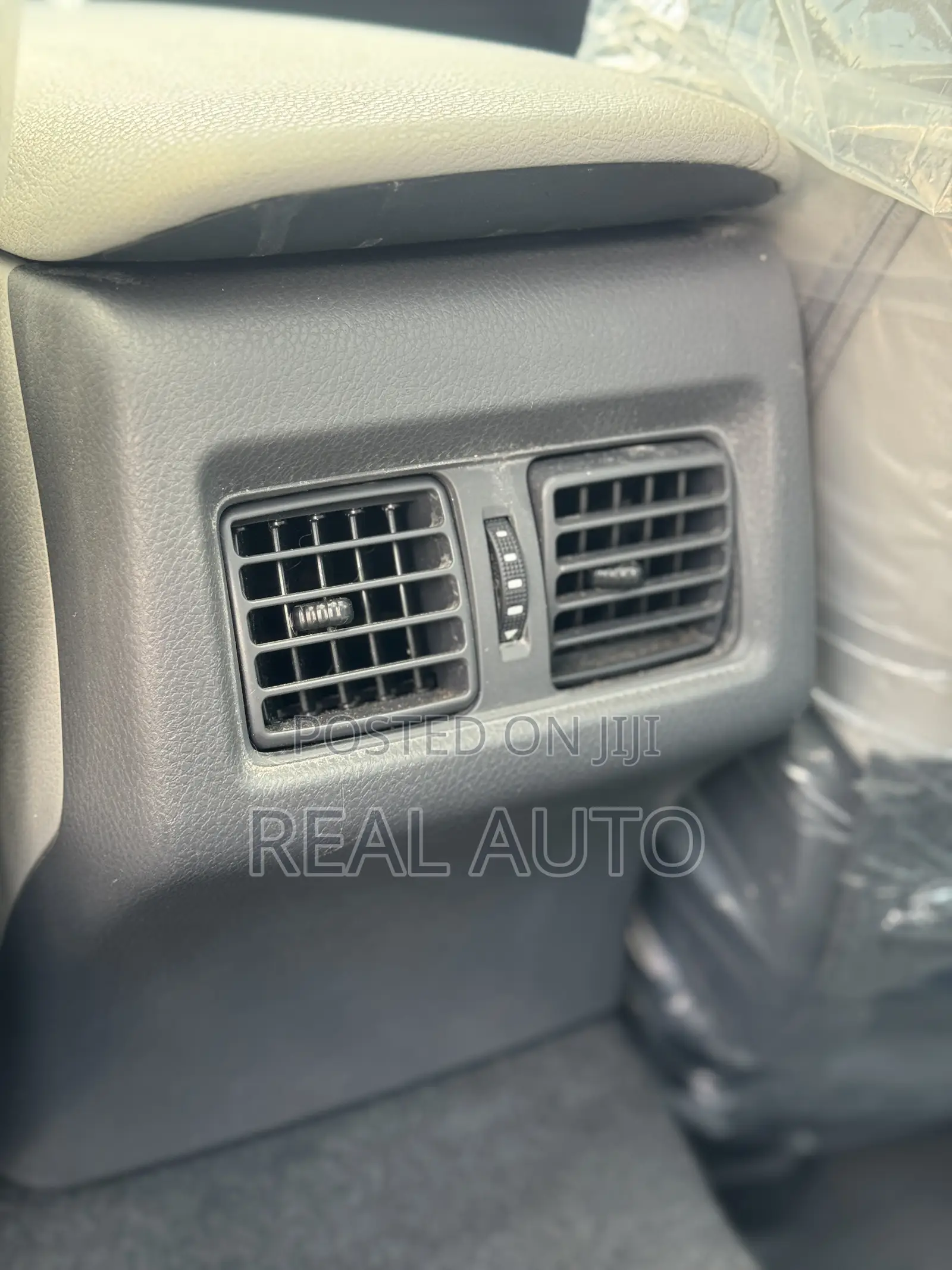Toyota Camry XSE FWD (2.5L 4cyl 8AM) 2018 White