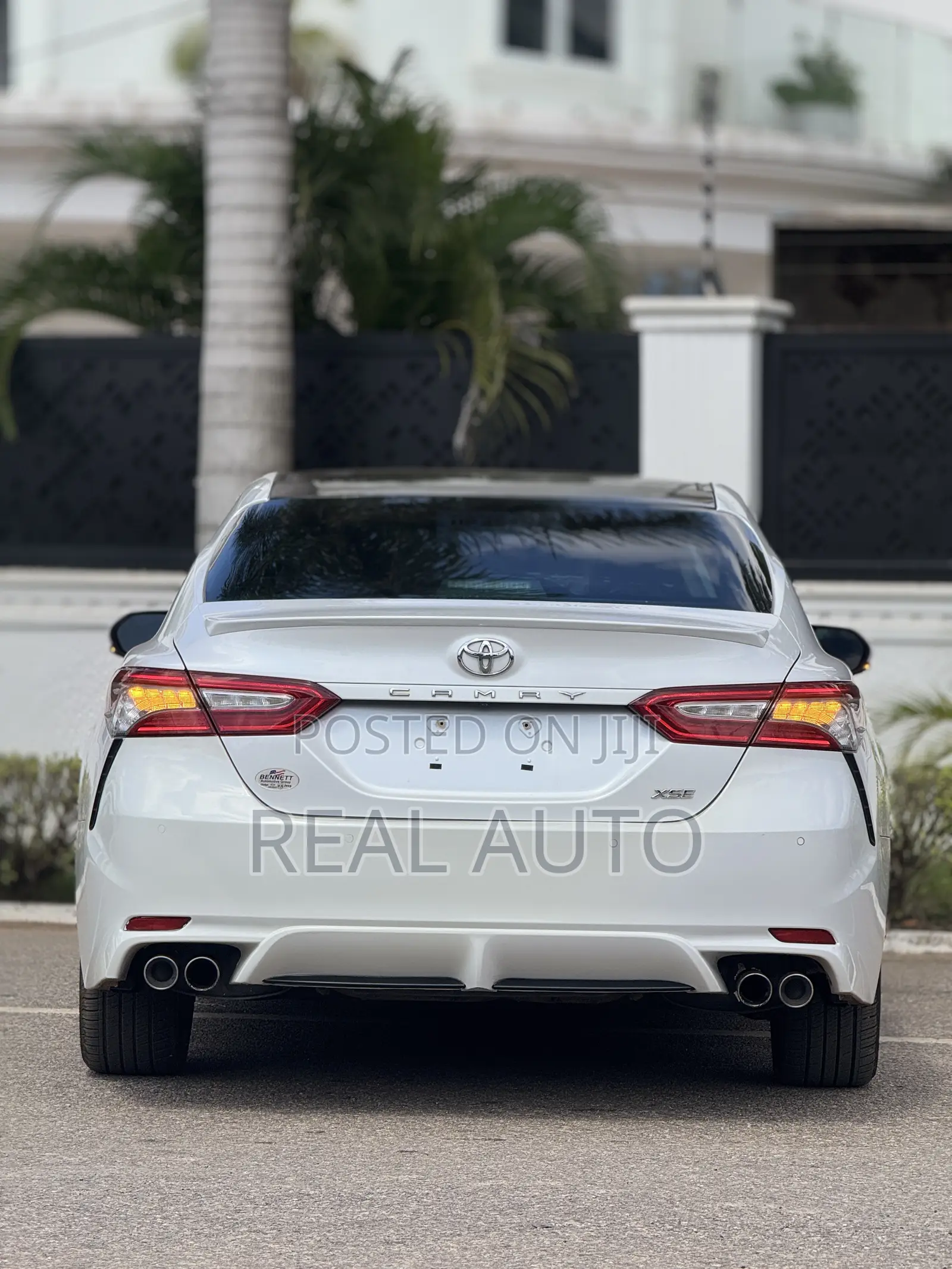 Toyota Camry XSE FWD (2.5L 4cyl 8AM) 2018 White