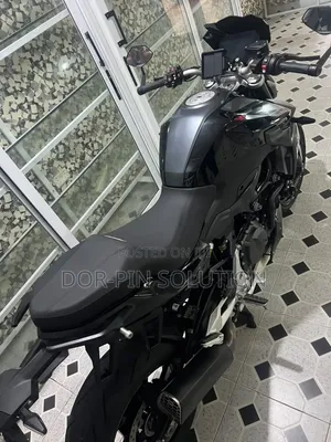 BMW Sport 2025 Black