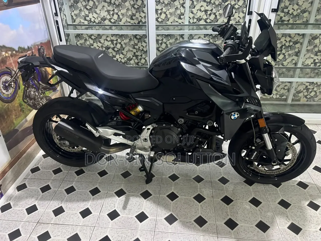 BMW Sport 2025 Black