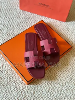 Lady’s Hermes Slippers