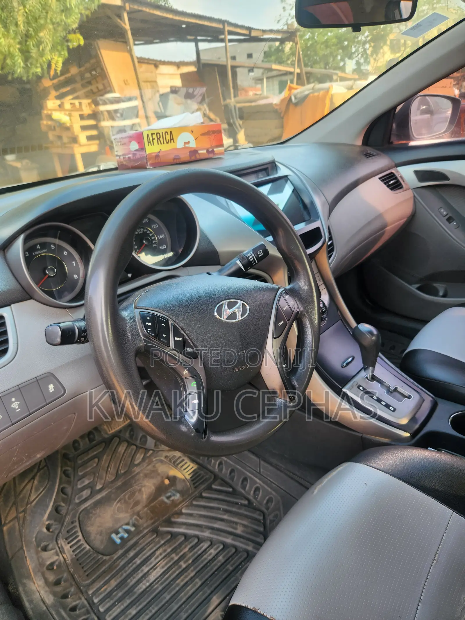 Hyundai Elantra 2012 Gray