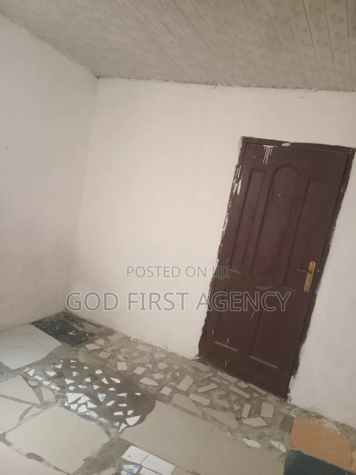 1bdrm Apartment in Sowutwuom Vra, Pentecost University for rent