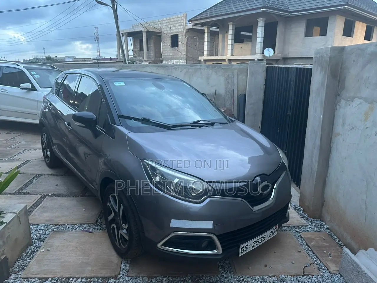 Renault Captur 1.5 Diesel FWD 2016 Gray