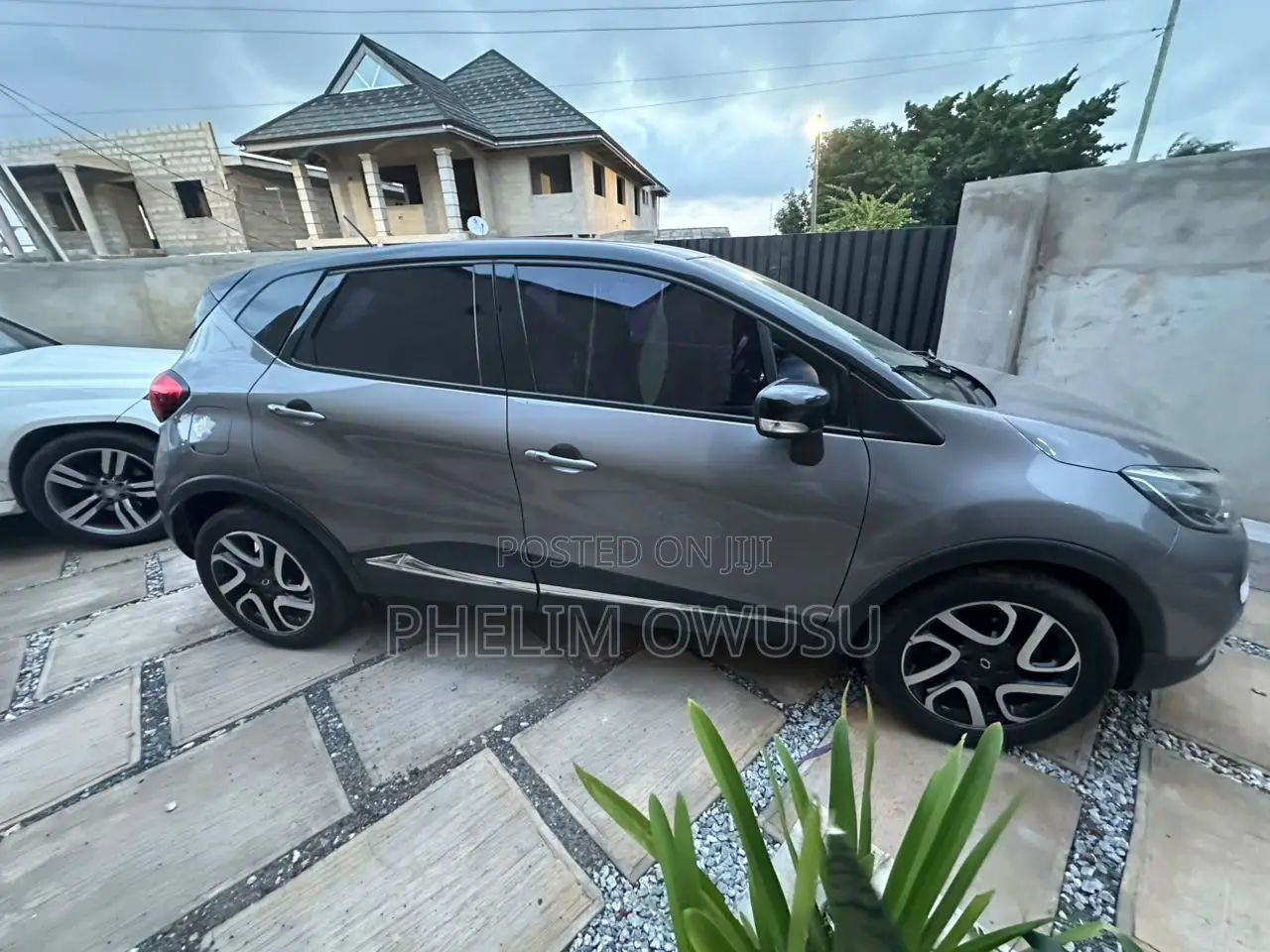 Renault Captur 1.5 Diesel FWD 2016 Gray
