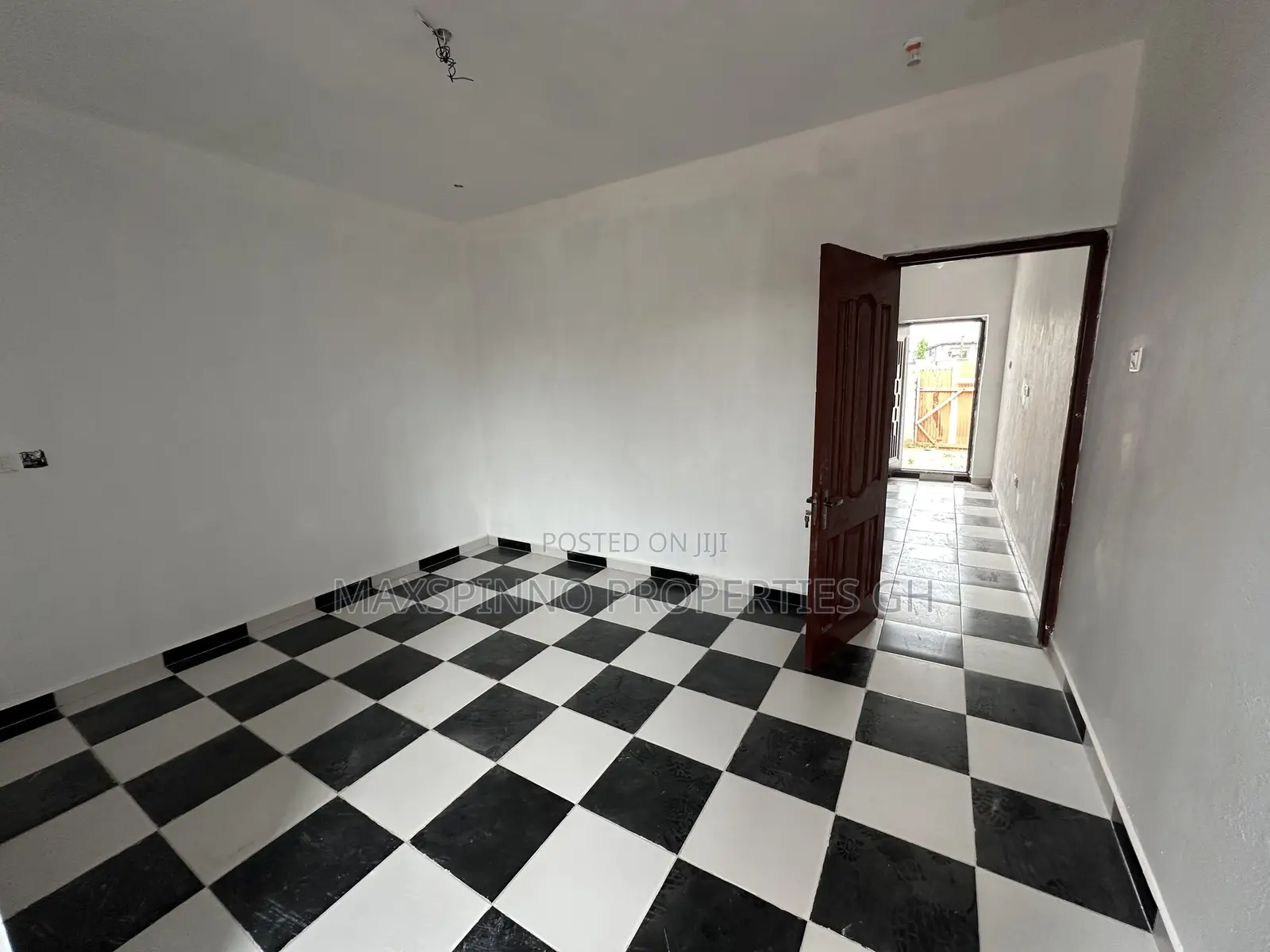 1bdrm Apartment in Maxspinno Properties, Lake Side Estate for rent