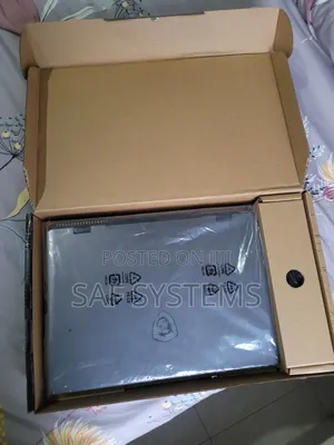New Laptop MSI MSI Sword 15 32GB Intel Core i9 SSD 1T