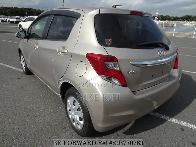 Toyota Vitz 1.0 FWD 5dr 2015 Brown