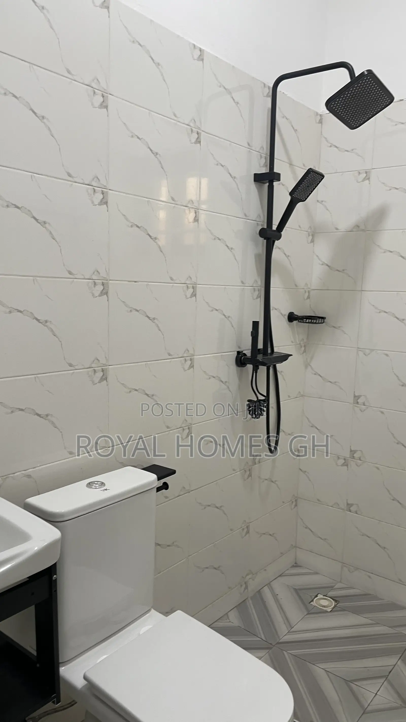 2bdrm Apartment in Royal Homes Gh, East Legon for rent