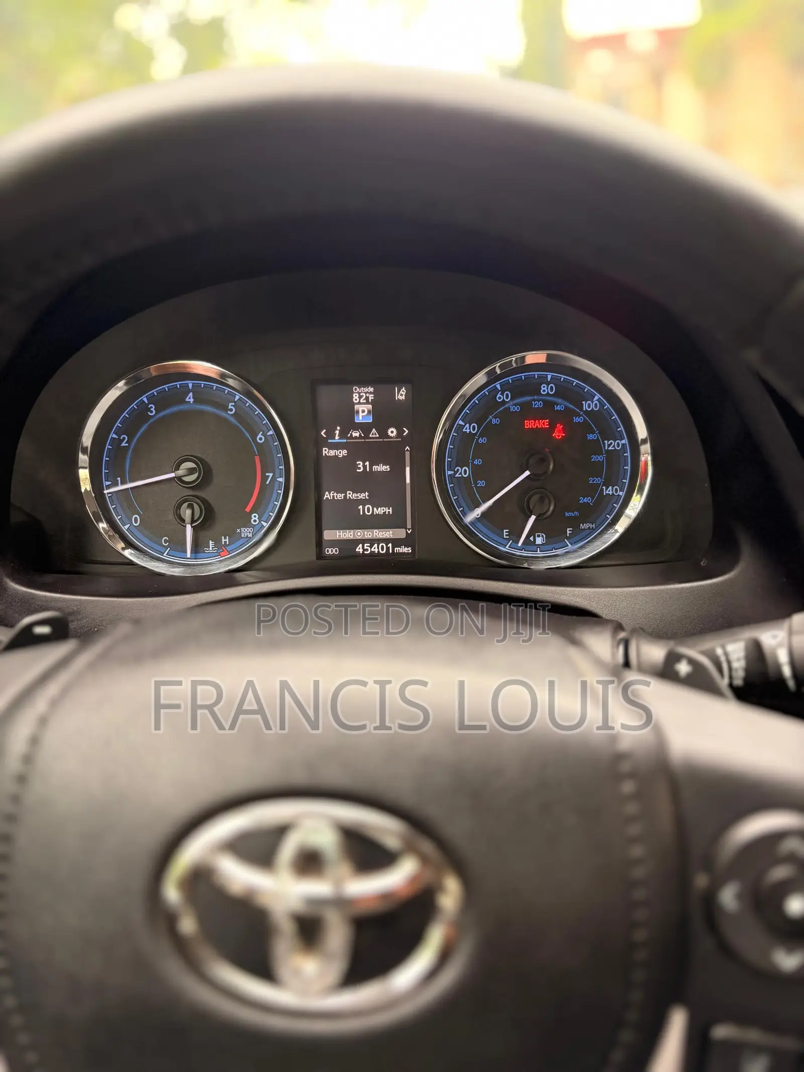 Toyota Corolla SE (1.8L 4cyl 2A) 2018 Gray