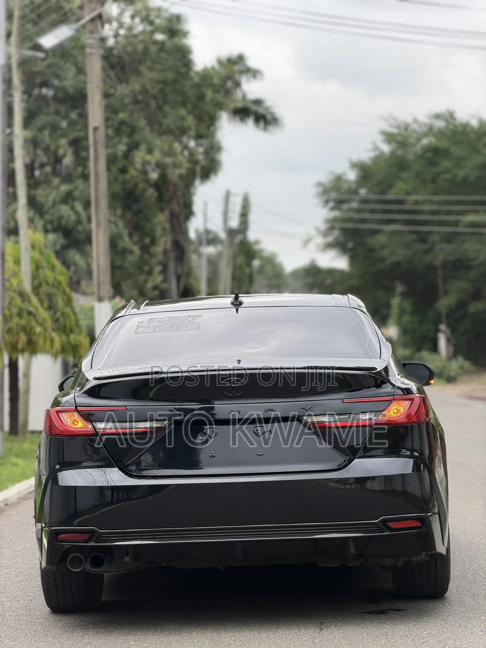 Toyota Camry SE 2025 Black