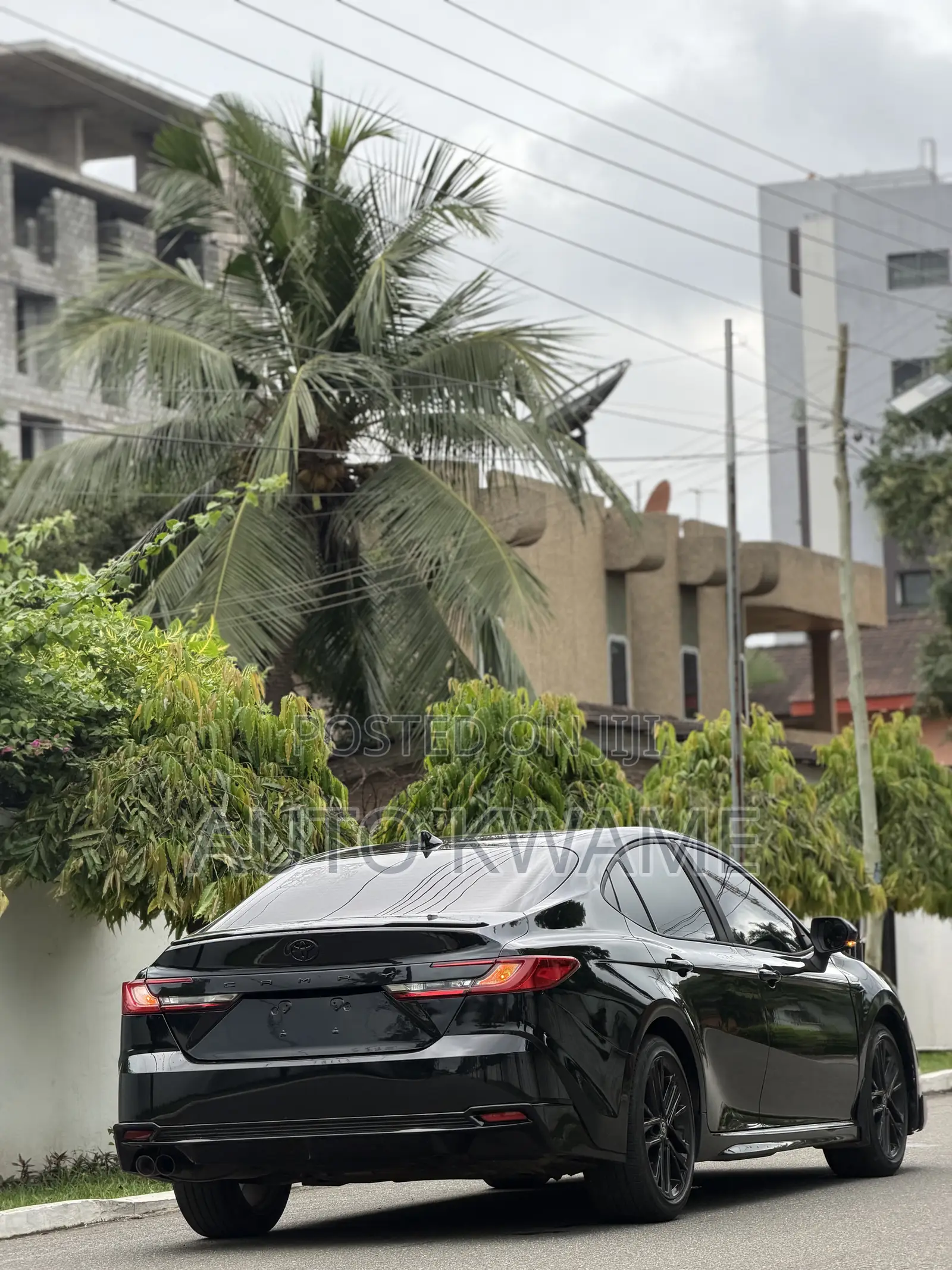 Toyota Camry SE 2025 Black