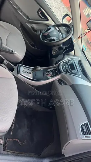 Hyundai Elantra 2013 Black