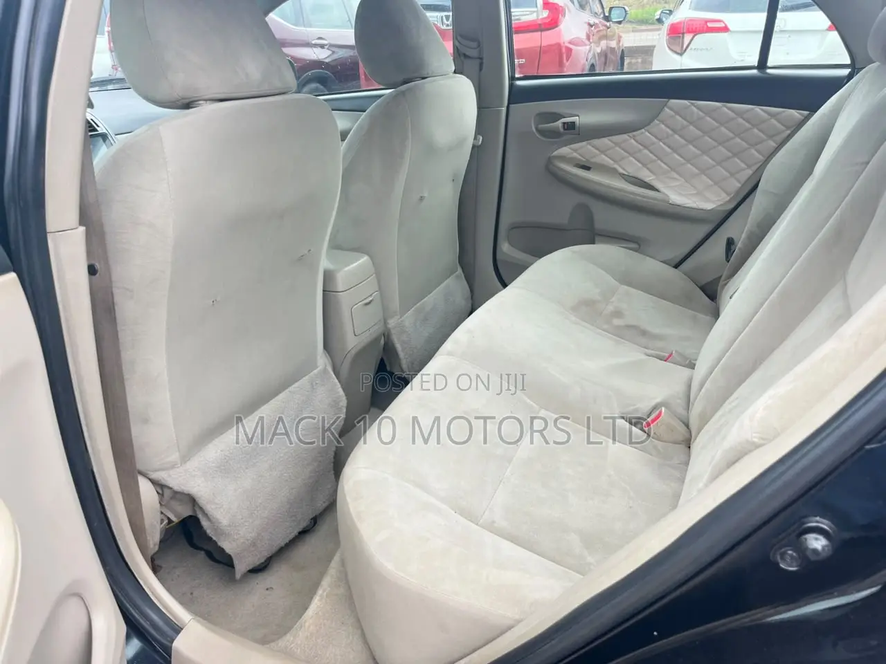 Toyota Corolla LE 4dr Sedan (1.8L 4cyl 4A) 2013 Black