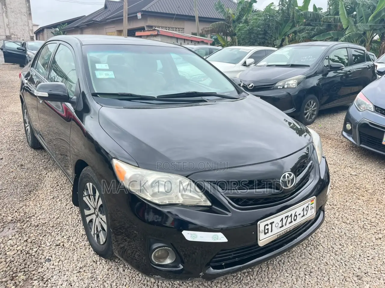 Toyota Corolla LE 4dr Sedan (1.8L 4cyl 4A) 2013 Black