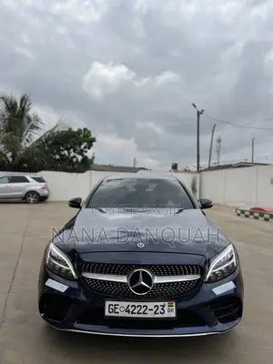 Mercedes-Benz C300 Base C300 AWD 4MATIC Sedan 2019