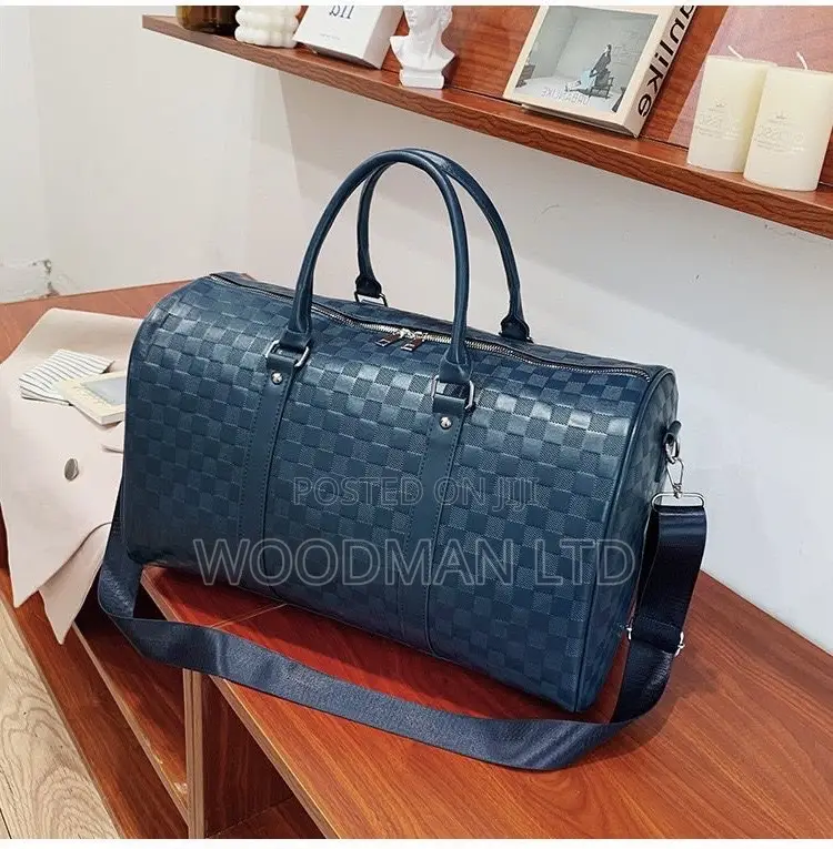 Leather Traveling Hand/Shouder Luggage