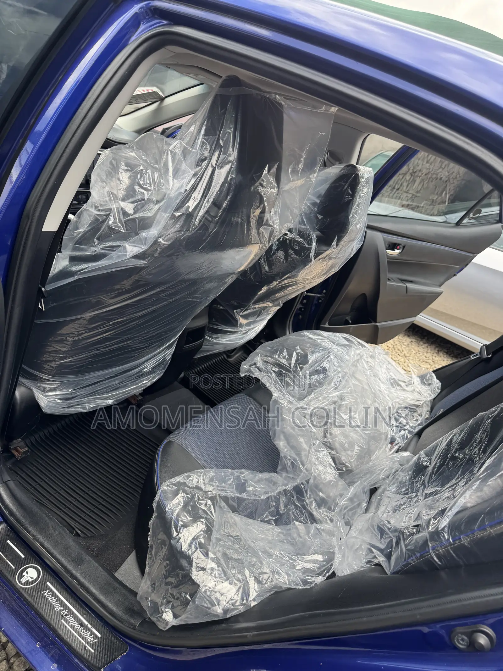 Toyota Corolla SE (1.8L 4cyl 2A) 2018 Blue
