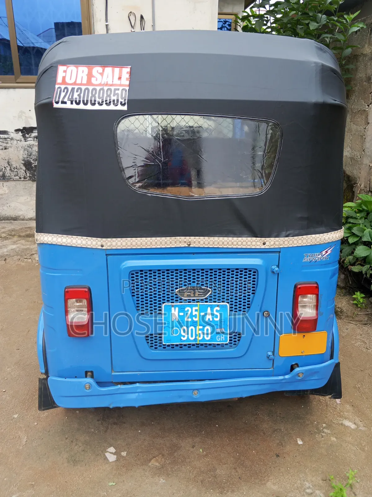 Bajaj RE 2025 Blue
