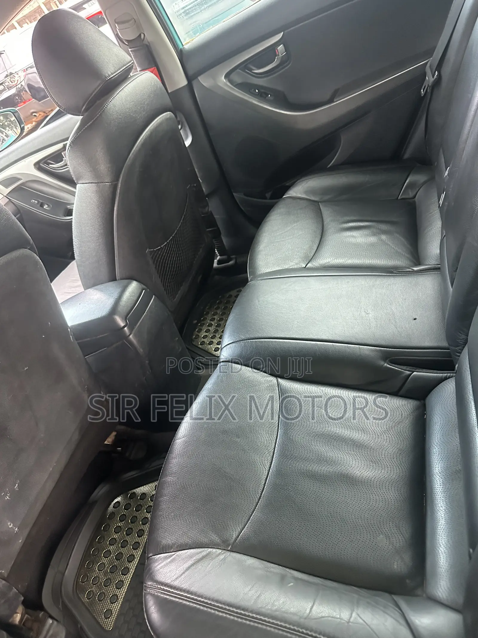 Hyundai Elantra GLS Sedan FWD (1.8L 4cyl 6M) 2013 Green