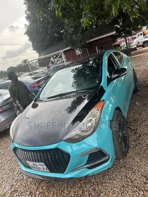 Hyundai Elantra GLS Sedan FWD (1.8L 4cyl 6M) 2013 Green