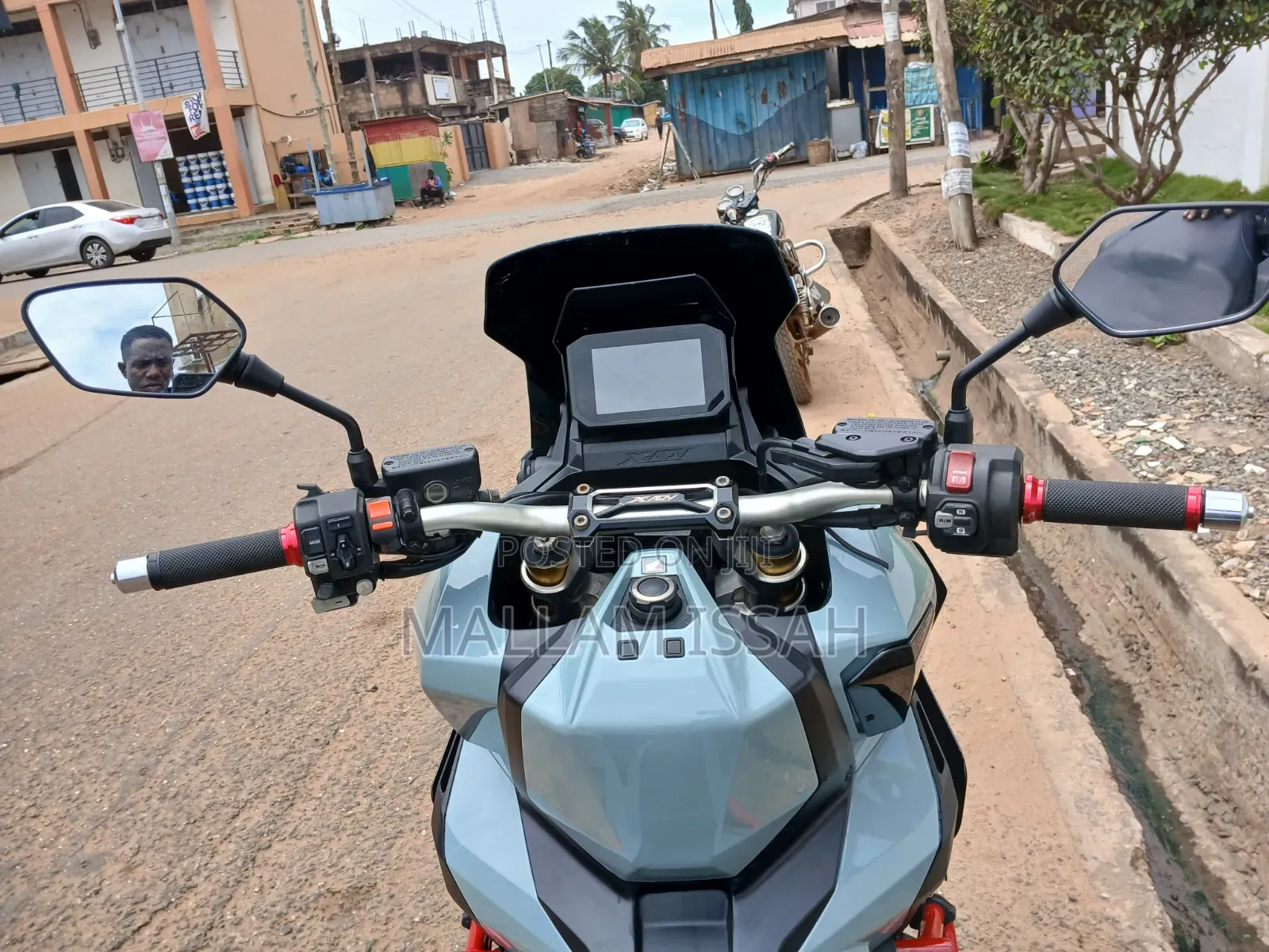 Honda 2023 Gray