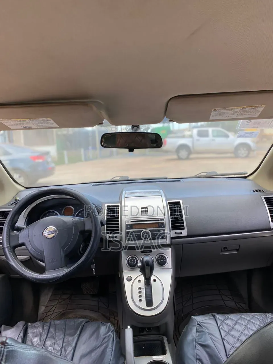 Nissan Sentra 2010 Silver