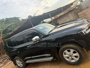 Toyota Land Cruiser 2026 Black
