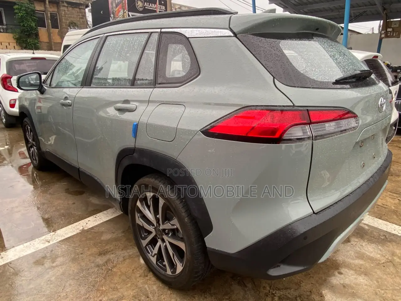 Toyota Corolla Cross 2022 Green