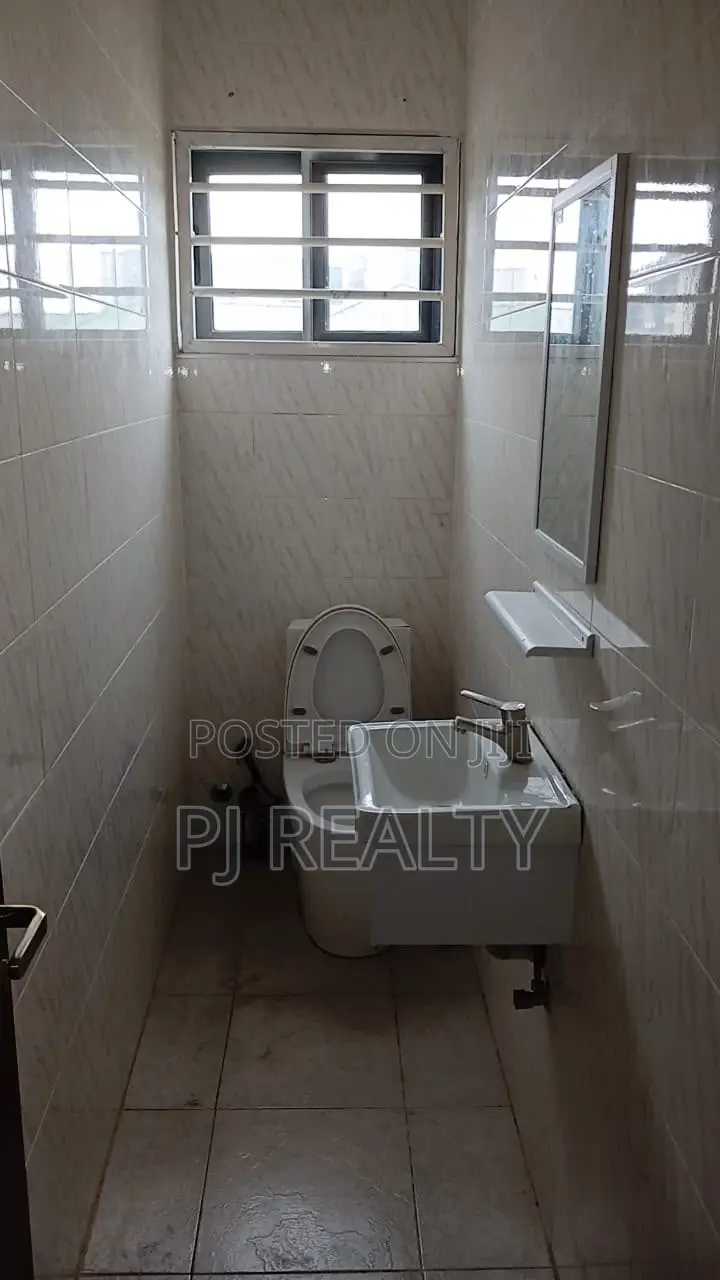 2bdrm Apartment in East Legon for rent