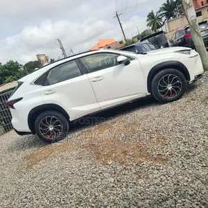 Lexus NX 2016 White