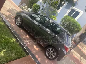 Toyota Yaris 2012 Gray
