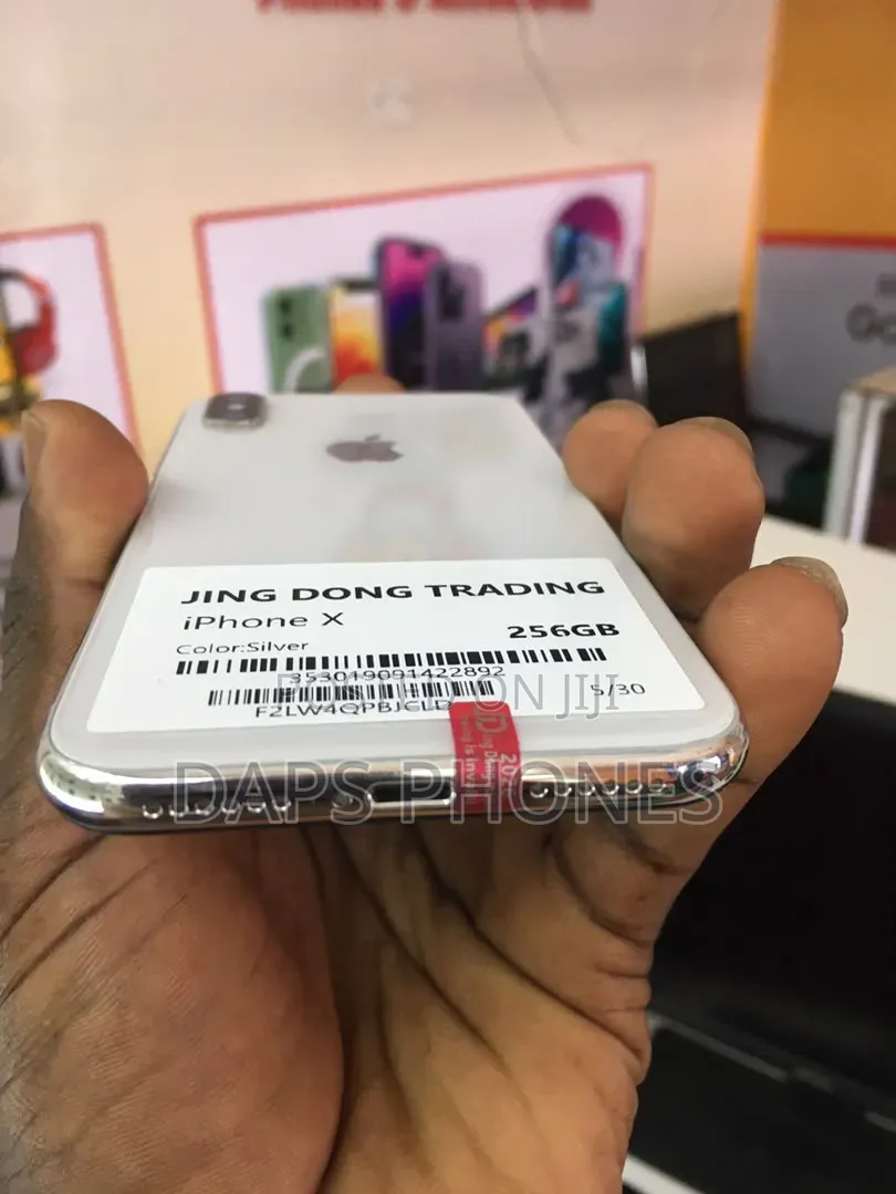 Apple iPhone X 256 GB White