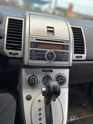 Nissan Sentra 2010 Silver